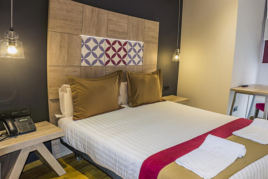 Boutique Hostemplo Sagrada Familia Hotel Barcelona Bilik gambar