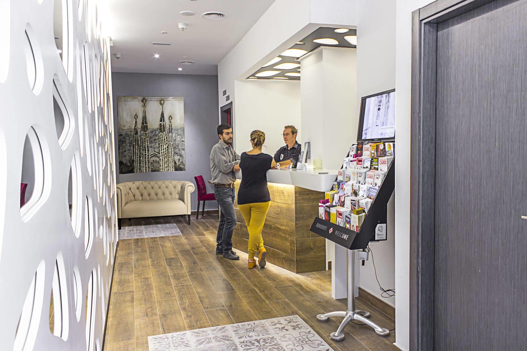 Boutique Hostemplo Sagrada Familia Hotel Barcelona Luaran gambar